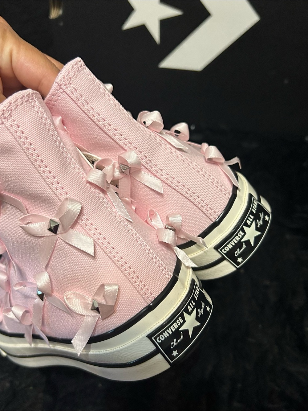 CONVERSE Chuck 70 hi top pink bow studded lace up shoes sneakers sz 8.5 new - Picture 4 of 9